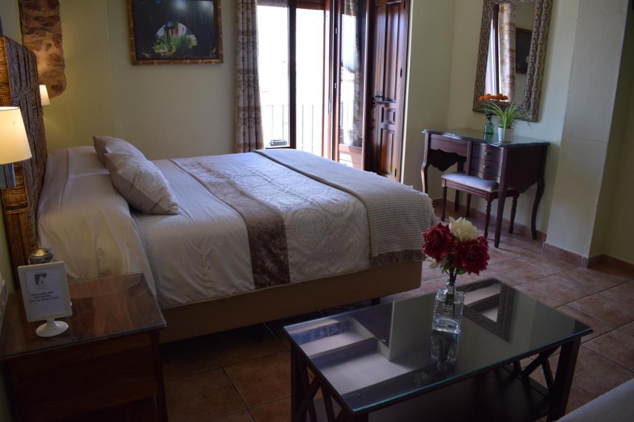 Hostal Rural Molino Del Bombo アラセナ エクステリア 写真