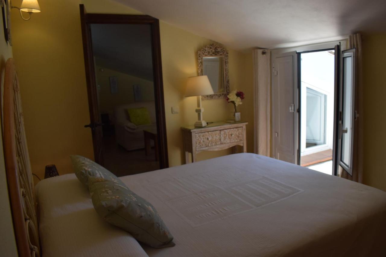 Hostal Rural Molino Del Bombo アラセナ エクステリア 写真