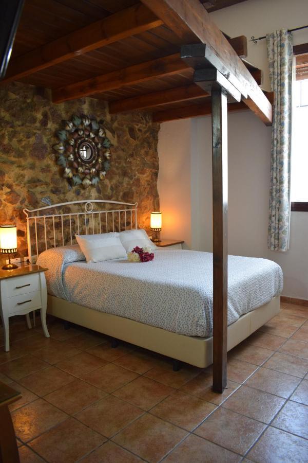Hostal Rural Molino Del Bombo アラセナ エクステリア 写真