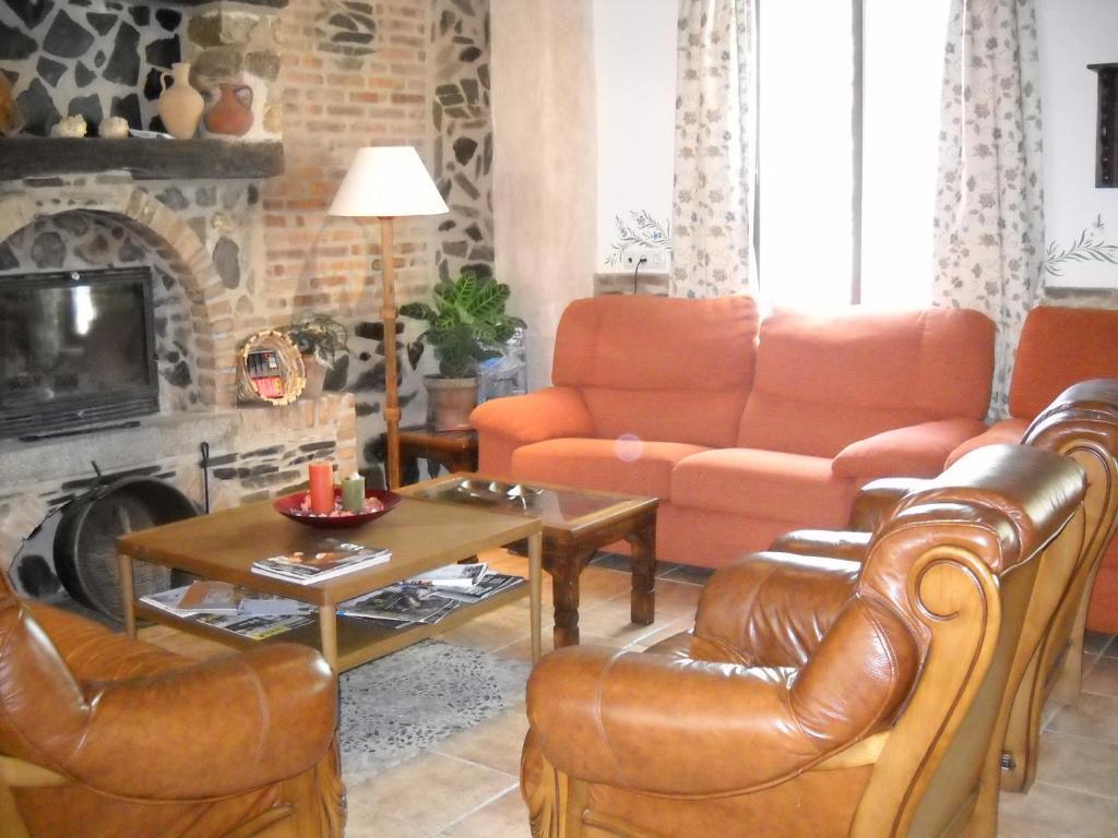 Hostal Rural Molino Del Bombo アラセナ エクステリア 写真