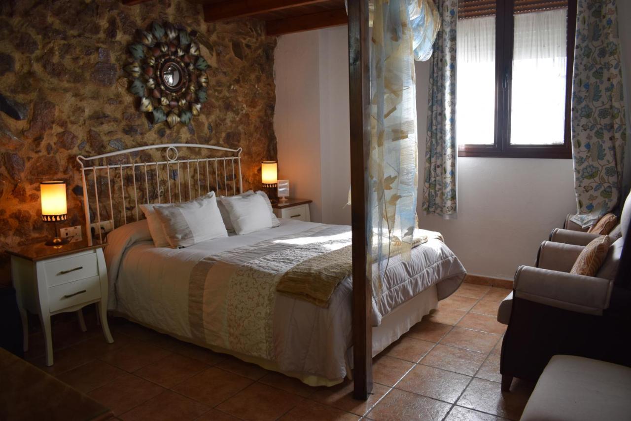 Hostal Rural Molino Del Bombo アラセナ エクステリア 写真